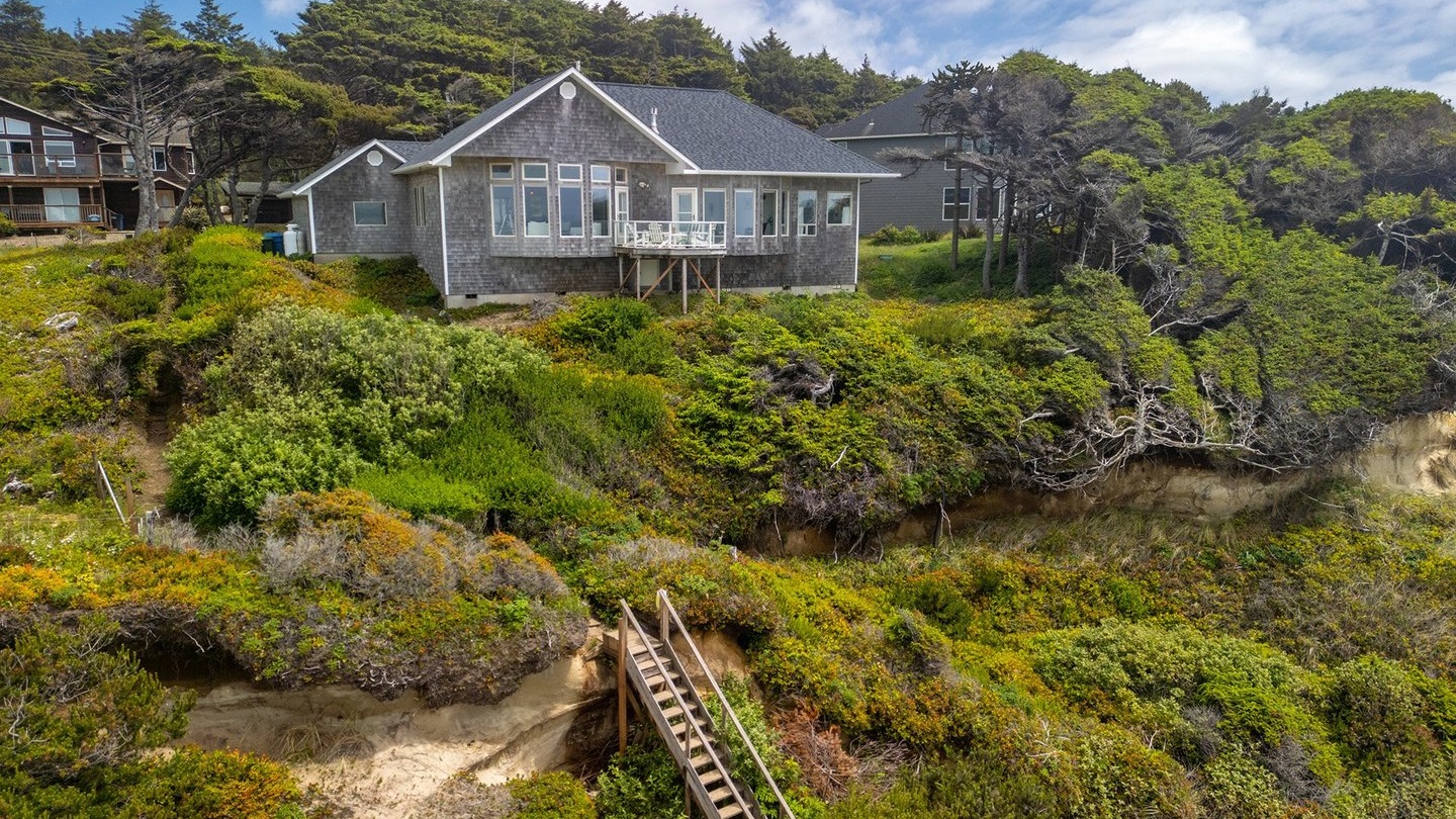 Coastal Retreat Cottage